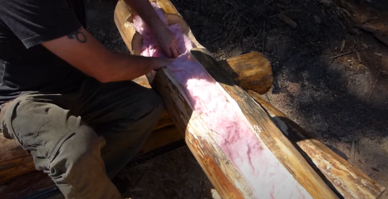 wall insulation in the log cabin